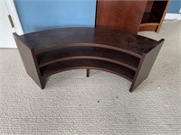 WOODEN CURVED SHELF