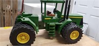 Custom.made John Deere tractor from barn wood