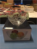 9" MIKASA Parchment Glass Bowl