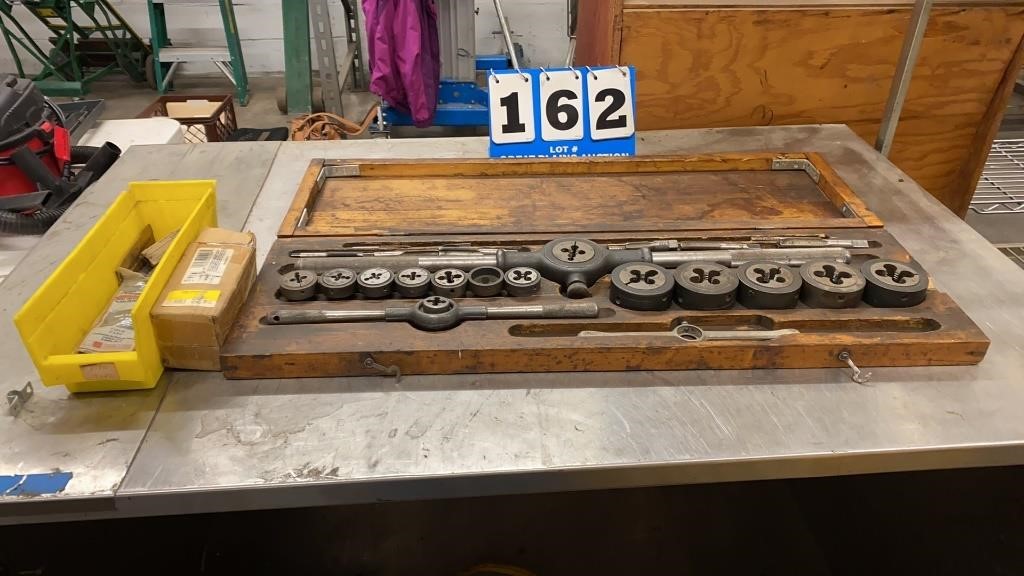 TOOL, REPAIR EQUIPMENT AND HARDWARE AUCTION