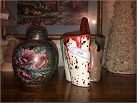 (2) Decorative Ceramic Pieces