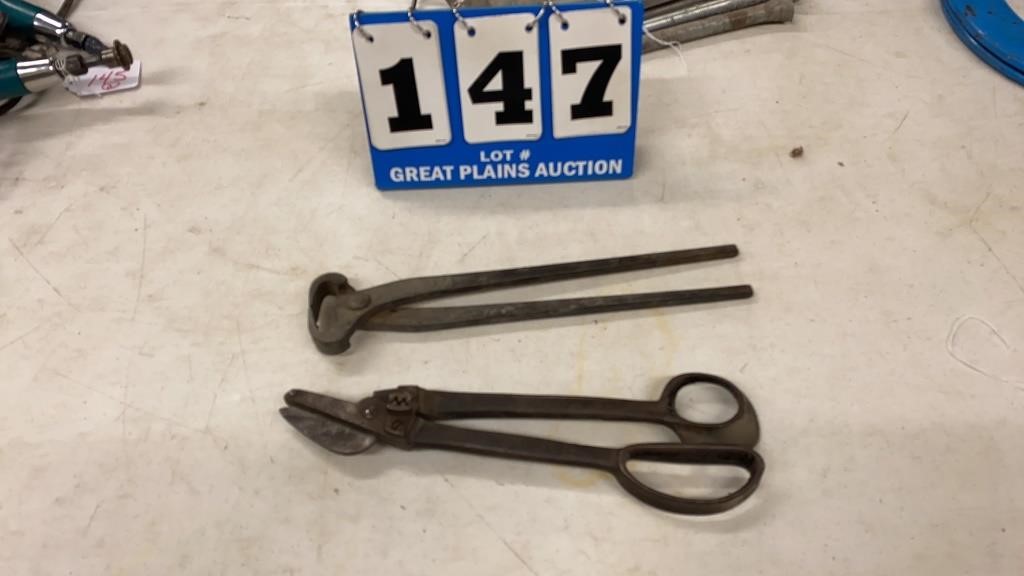 TOOL, REPAIR EQUIPMENT AND HARDWARE AUCTION