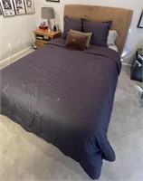 QUEEN SIZE BEDDING