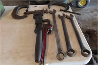 GROUP OF TOOLS, LARGE COMBO WRENCHES, PIPE