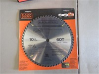 NEW 10INCH BLACK AND DECKER CARBIDE PLUS SAW