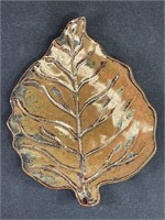 Pottery Leaf Plate