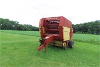 NEW HOLLAND 853 HYDRAULIC, TIE CHAIN BALER DOES