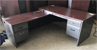 HON L-shaped desk with metal base and veneer