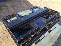 Unused Kit Container Pallet Fork Plate