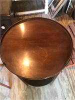 Vintage Round Mahogany Occasional Table