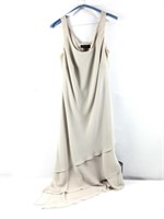 Robe délicate couleur Oatmeal- Oblique CA. Gr 10
