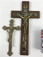 2 croix religeuse en métal & en bois