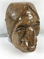 Sculpture visage en céramique signée BC Indian