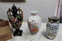 Vase lot of 3 - Imari Ware Japan, Made in England