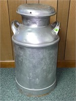 MILK CAN WITH LID