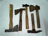 LOT OF 3 HATCHETS & 2 HAMMERS