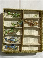 6 Vintage Moving Fish Charms