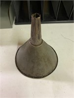 Metal funnel