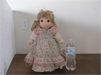 Precious Moments 1997 "Lacey" Doll