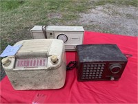 3 old radios