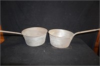 Two Vintage cooking Pots