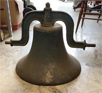 Antique Cast Iron Bell. No. 22 Yolk.
