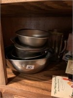 LOT OF STAINLESS MIXING BOWLS