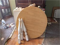 Kitchen table  oval 42x38 no leaf