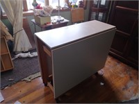 Drop leaf rolling counter 40x16.5 with 2 29"