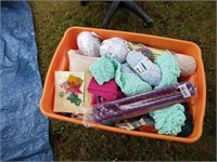 Tub of yarn and knitting