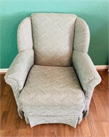 Swivel Rocker Chair/34”H,32”W,33”D