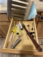 XL spatula, meat utensils