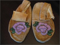 Old Hand Beaded Leather Mocassins