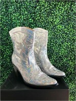 NEW Helen's Heart Womens Short Silver Boots Size 9