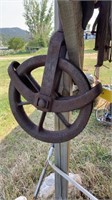 16" Antique Metal Pulley