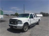 2005 Ford F250 4WD Diesel Extended Cab Truck