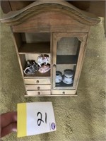 Mini cabinet