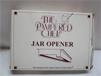 Pampered Chef Jar Opener - NIB