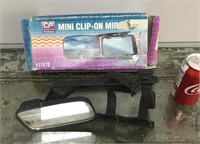 Mini clip-on mirror