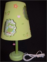 18" Tall Circo Child's room table lamp w/ Owls