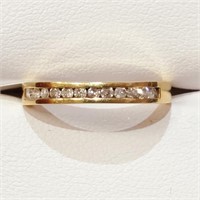 $1800 10K  Diamond(0.15ct) Ring