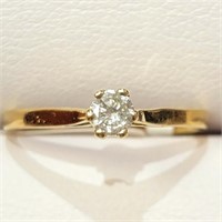 $1200 10K  Diamond(0.1ct) Ring