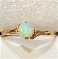 $700 10K  Opal(0.2ct) Ring