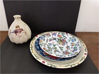 Bird Theme Plates and Vase