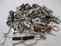 Bracelets et pièces de montres pour réparation