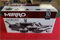 MIRRO COOKWARE SET