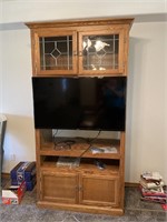 Entertainment Center and Samsung LED 42”
