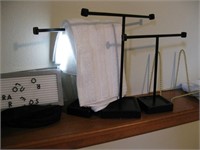 Small Message Board, Towel Racks& Towels