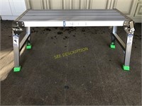 Aluminum Platform Step Bench with Folding Legs 39.