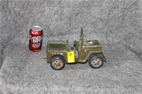 VINTAGE METAL "TONKA" ARMY JEEP